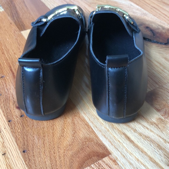 NEW Shein Black Faux Smooth Leather Mules with Gold Hardware - Picture 3 of 6